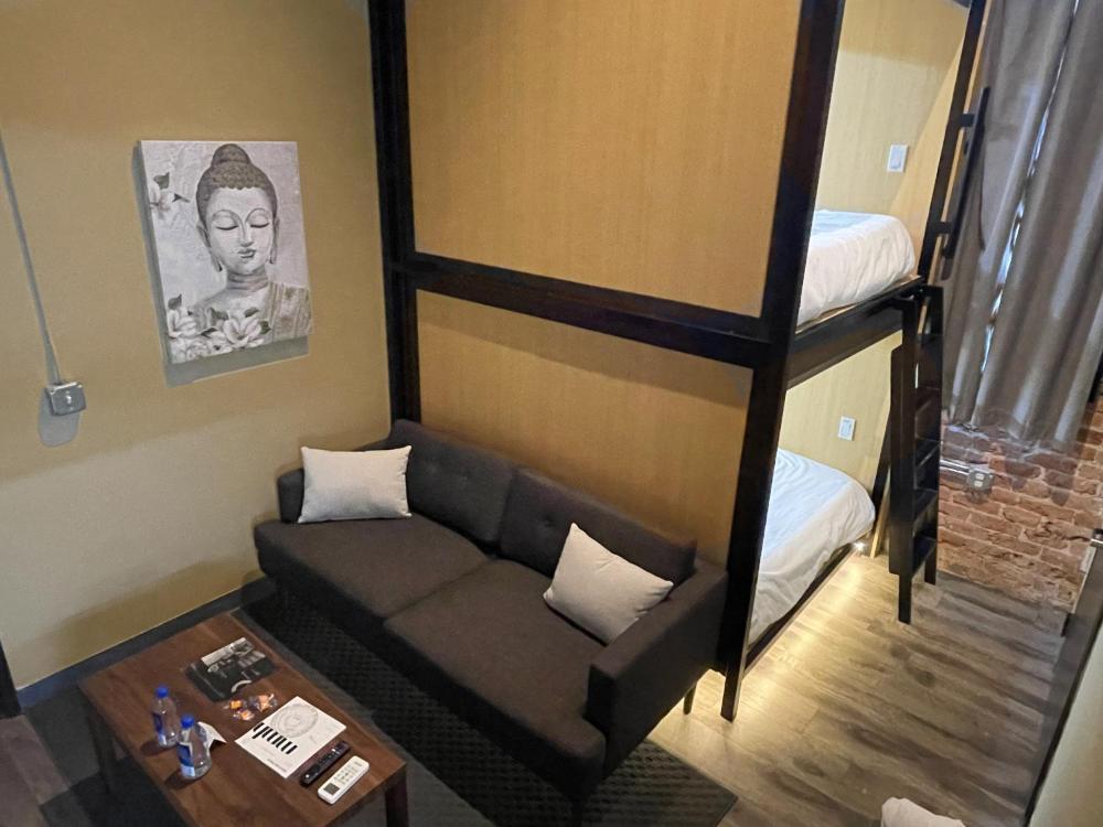 Deluxe Double Room with Extra Bed interior